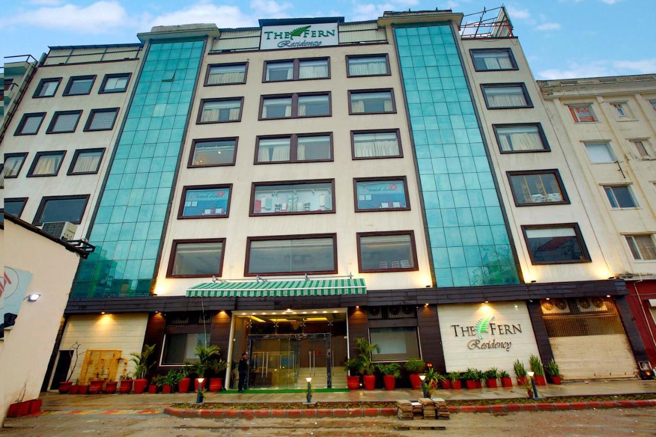 Hotel The Fern Residency Noida Esterno foto